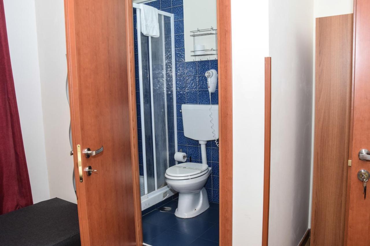 Hotel Kennedy Νάπολη Εξωτερικό φωτογραφία